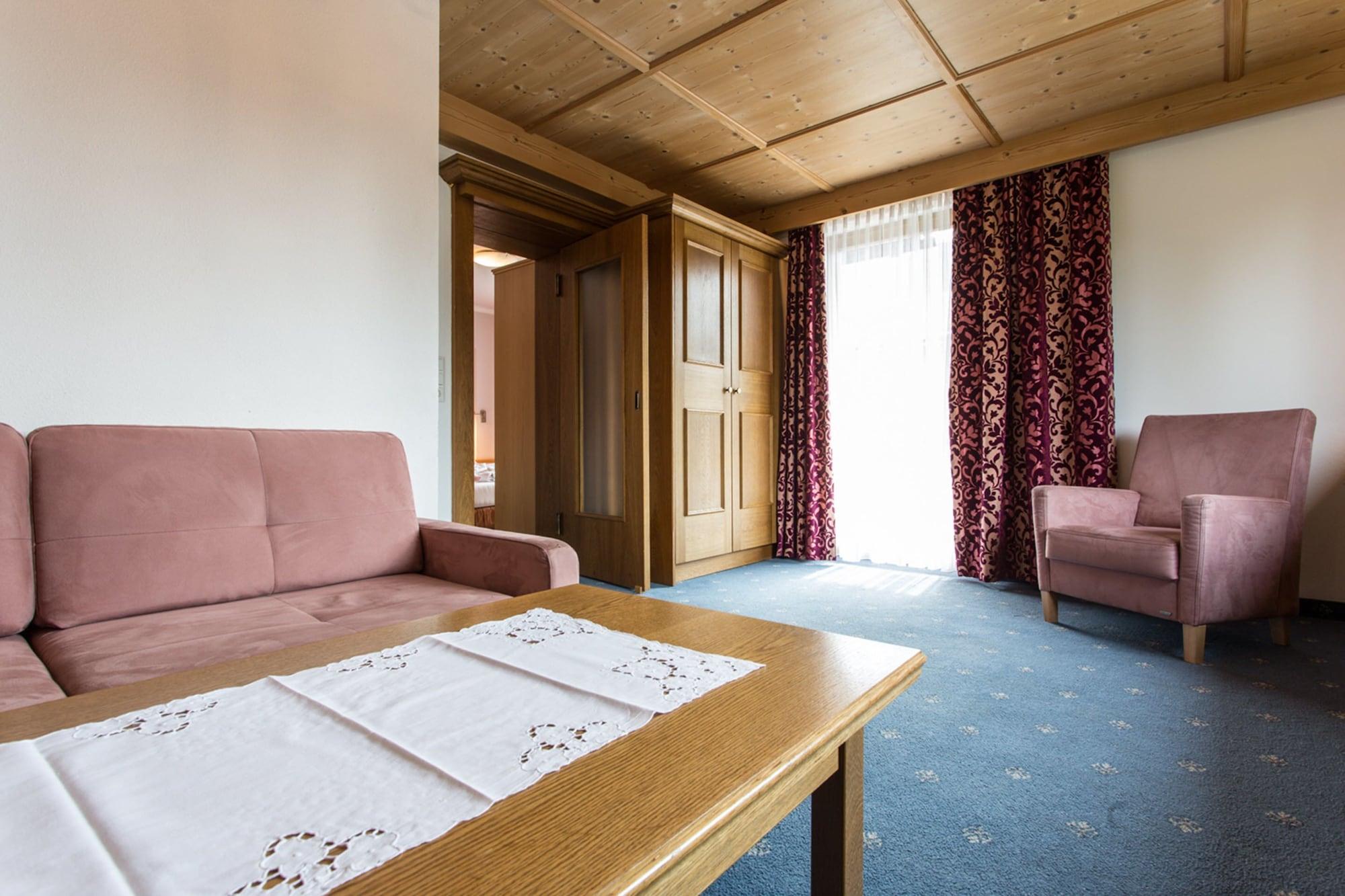 Hotel Solstein Seefeld in Tirol Exterior photo